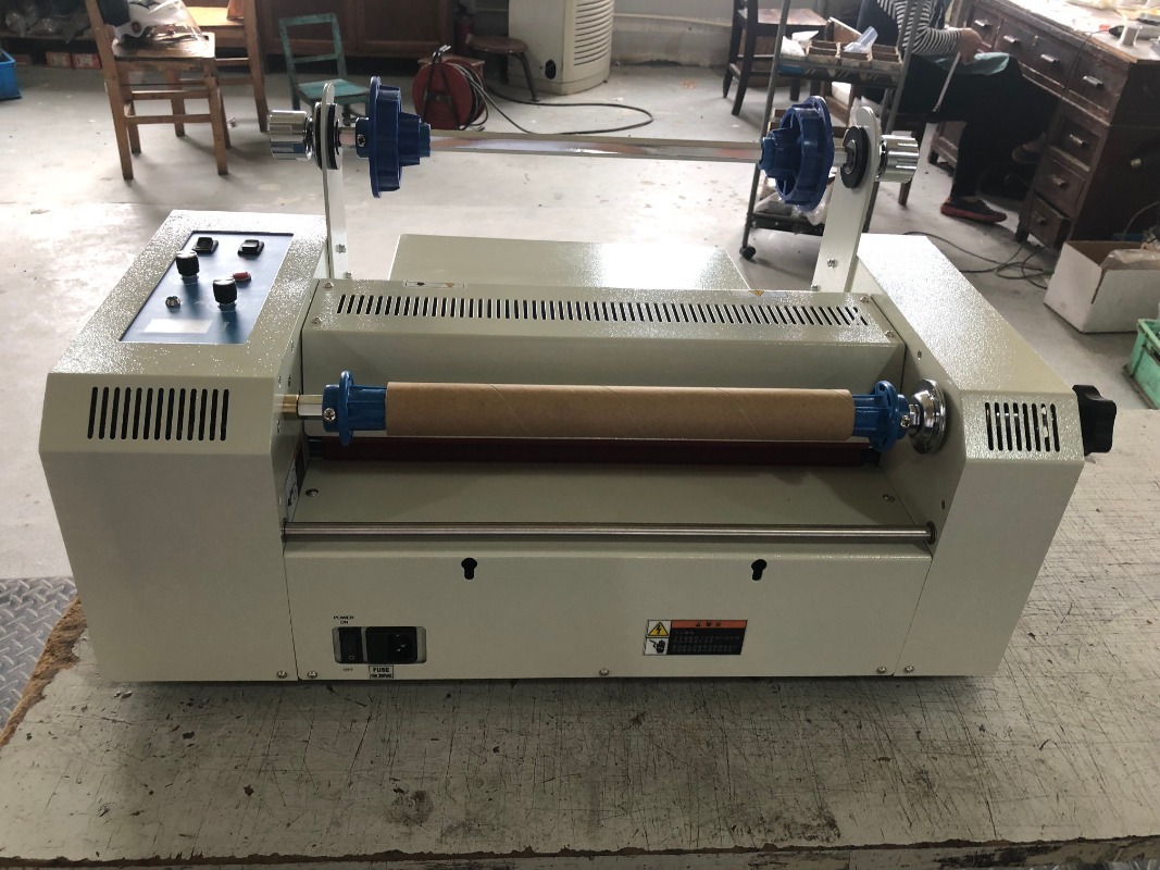 自動デジタルホットフォイルスタンプ機、商業印刷用レザーフォイ - Commercial Digital Printing Machine のレビューと価格